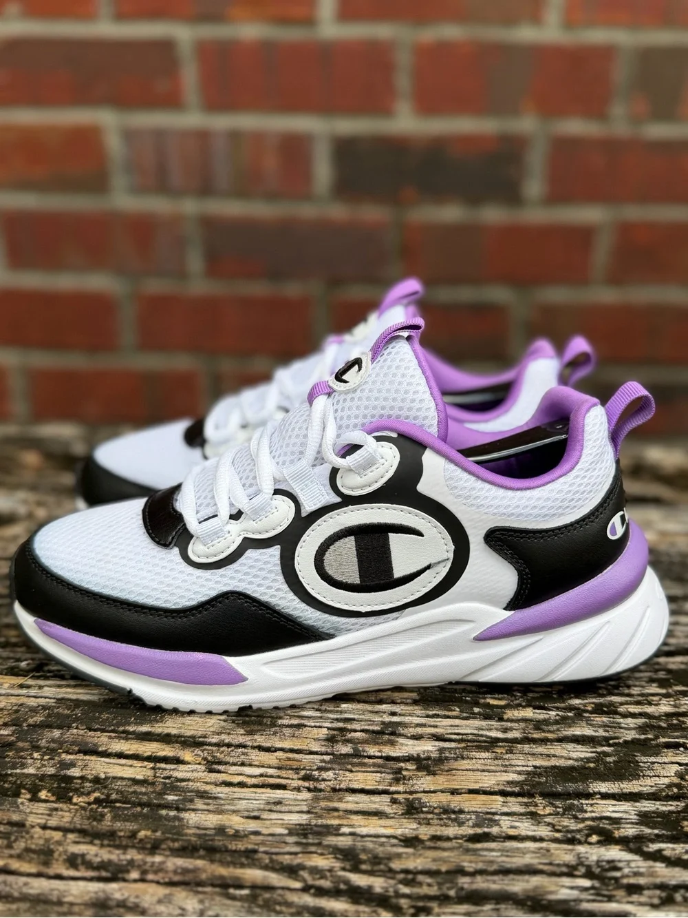 Champion Kinna Cadence Women’s Size 8  Lavender Black White Tennis Shoes X2